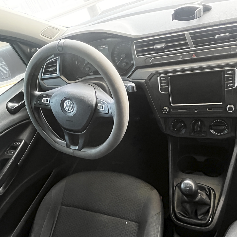 VOLKSWAGEN GOL 2020